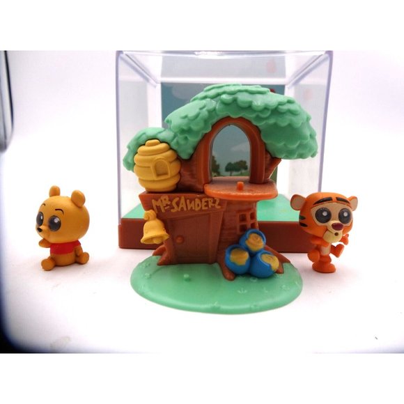 Disney Doorables Movie Moments Series 1 Winnie the Pooh Piglets and Tiger - Picture 11 of 16
